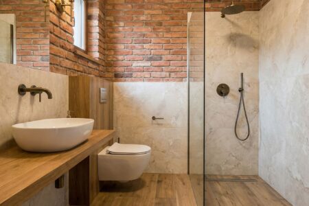 zabudowa stelaża WC w nowoczesnej łazience